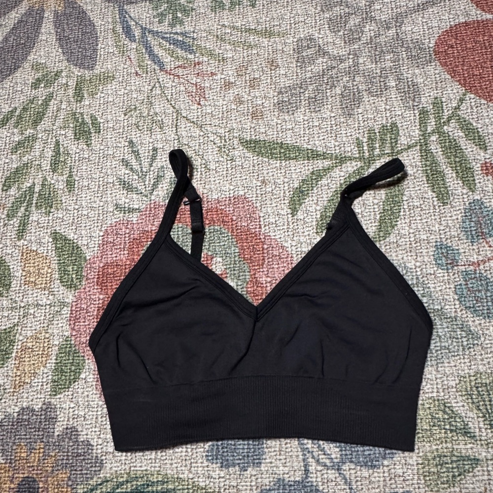 Lululemon Ebb to Street sports bra- black - c/d cup